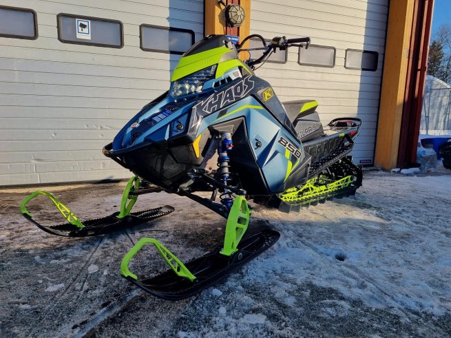 Polaris 850 RMK KHAOS 146 - Bild 2