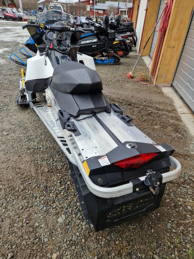 Ski-doo Renegade x 800R - Bild 3