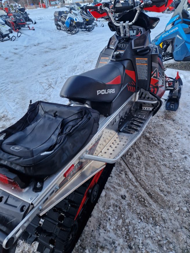 Polaris 800 Switchback Assault 144 - Bild 5